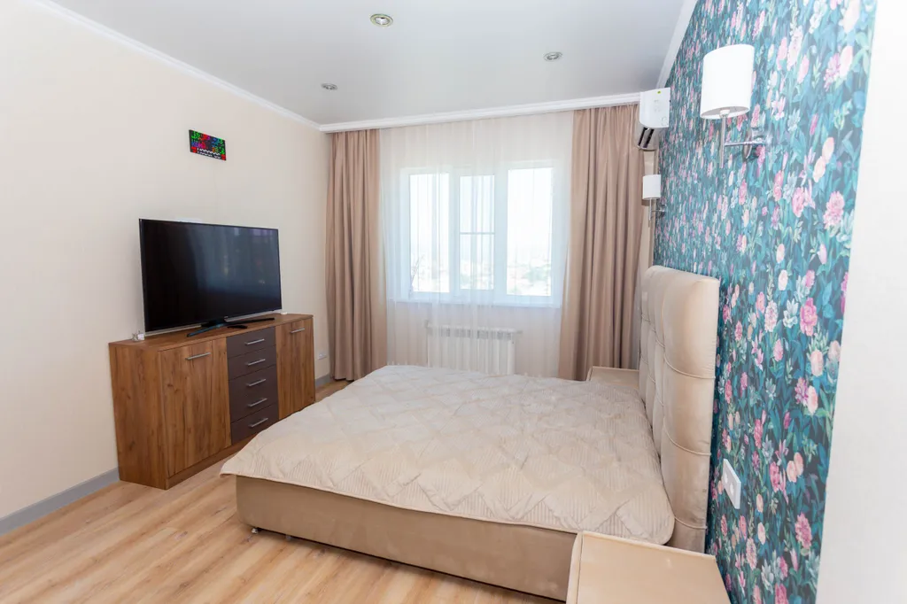 Уютная евротрешка с прекрасным видом на море и город