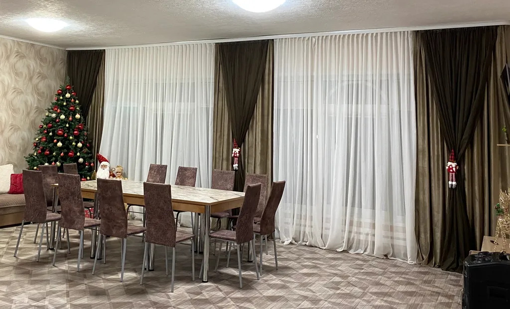 Коттедж для больших компаний на Алтае