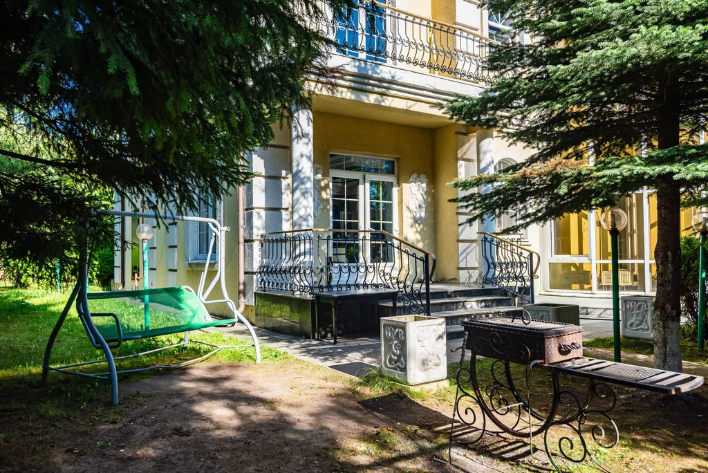 Коттедж Дом с бассейном и сауной — Апрелевка