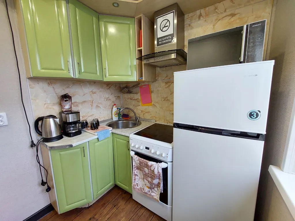 Уютная квартира в хорошем районе!Все в шаговой доступности!