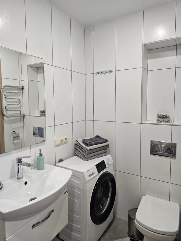 Студия с видом на Кремль