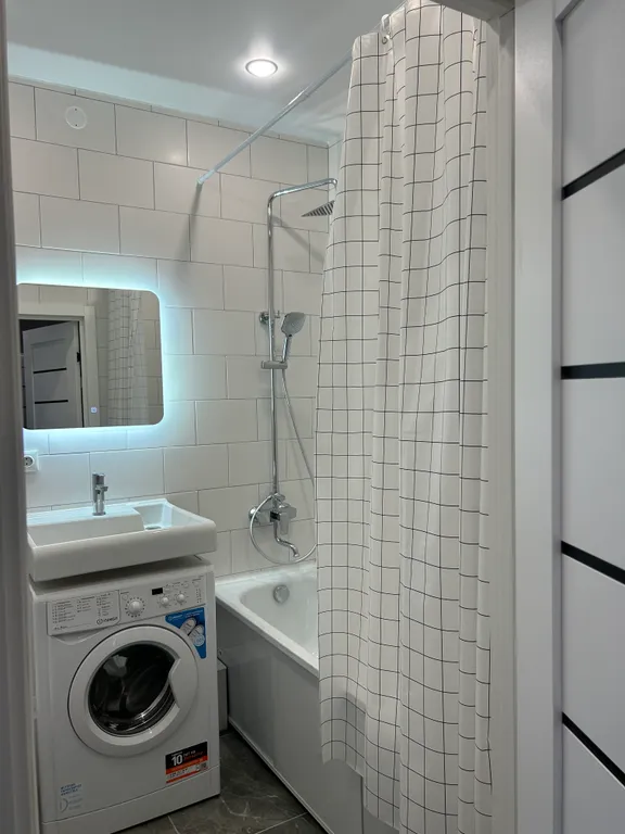 Комфортабельная квартира-студия с видом на город