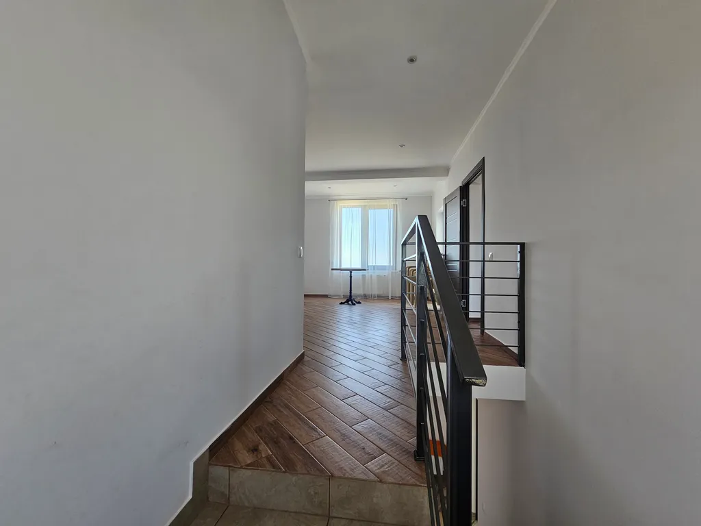 Коттедж Вилла с видом на море на 7-11 персон — Новоотрадное