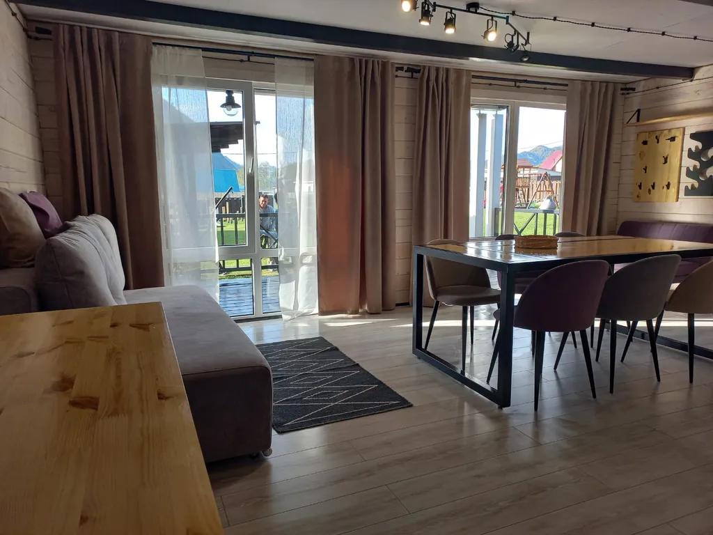 Дом с видом на горы