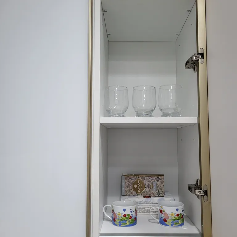 Новая, просторная квартира-студия