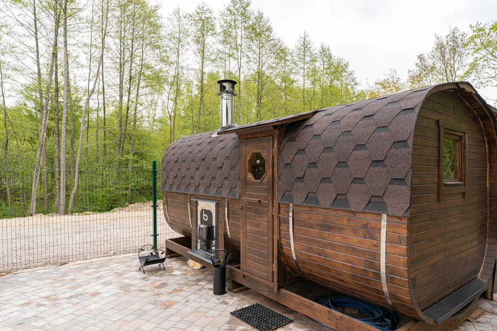 Глэмпинг Точка у Моря