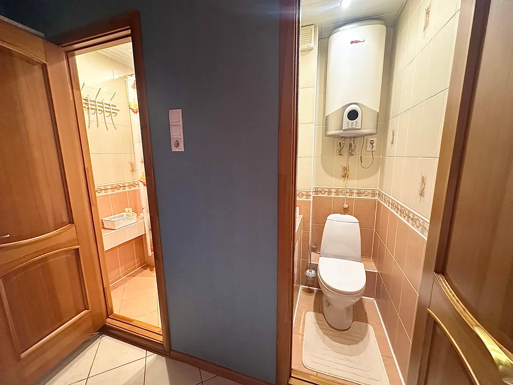 Светлая, уютная 2-комнатная квартира с отдельной детской комнатой