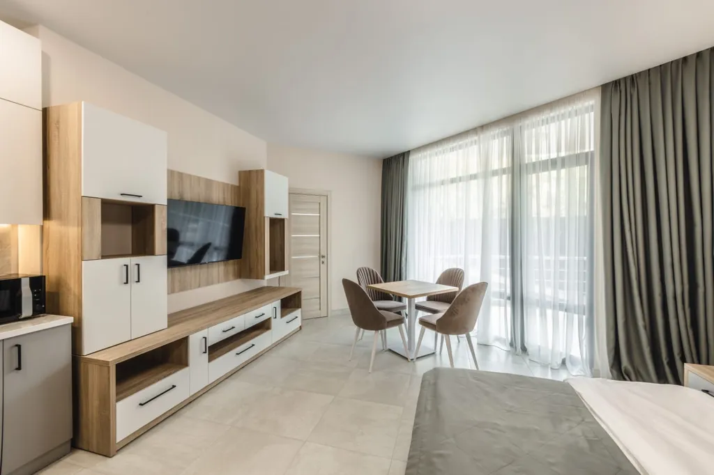 Квартира Дизайнерская студия с лоджией в ЖК Дюльбер — аренда посуточно в Кореиз