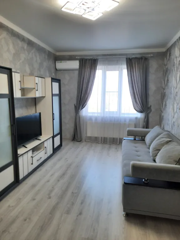 Большая 2-комнатная квартира в новом доме — аренда посуточно в Армавир