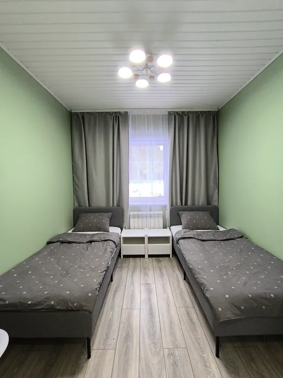 Коттедж Новый гостевой дом семь сосен на опушке леса — Плодовое