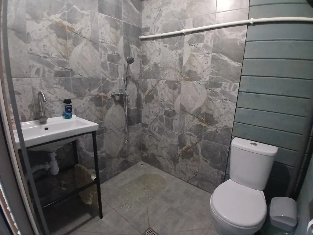 Коттедж Деревенский домик на берегу реки Малый Волховец — Великий Новгород