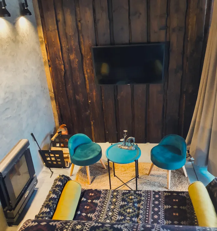 Барнхаус для отдыха у леса и реки