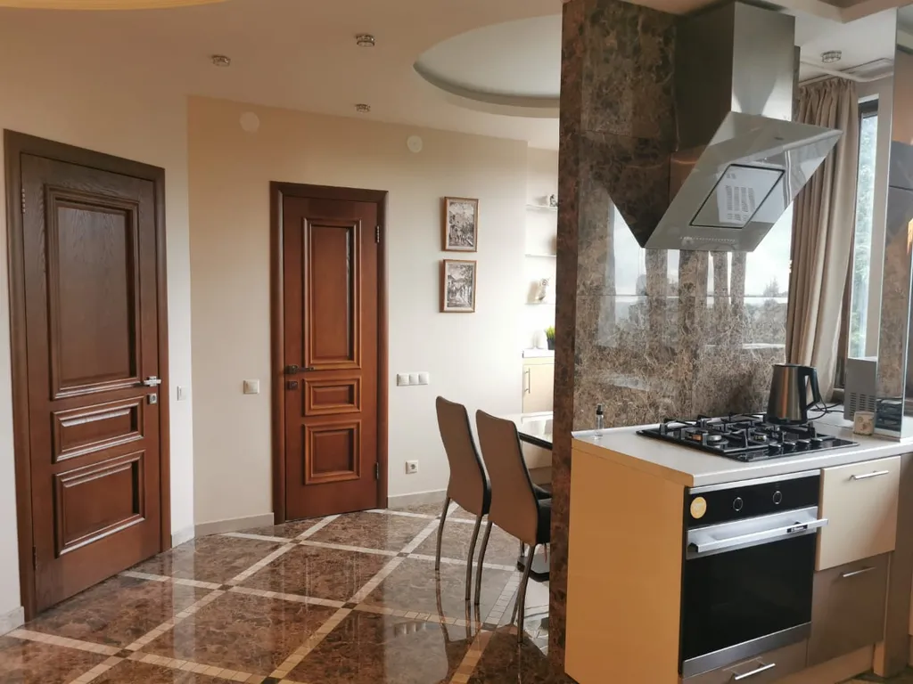 Квартира в центре с видом на море и горы