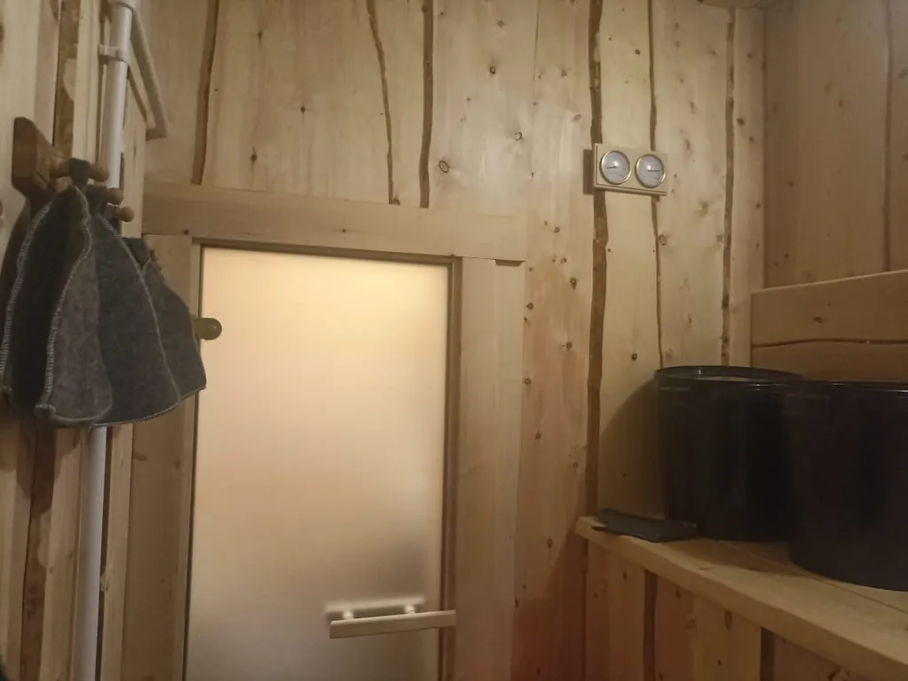 Котедж с сауной