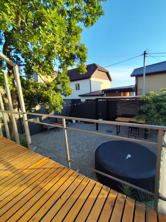 Апартамент на горе с видом на море и сад