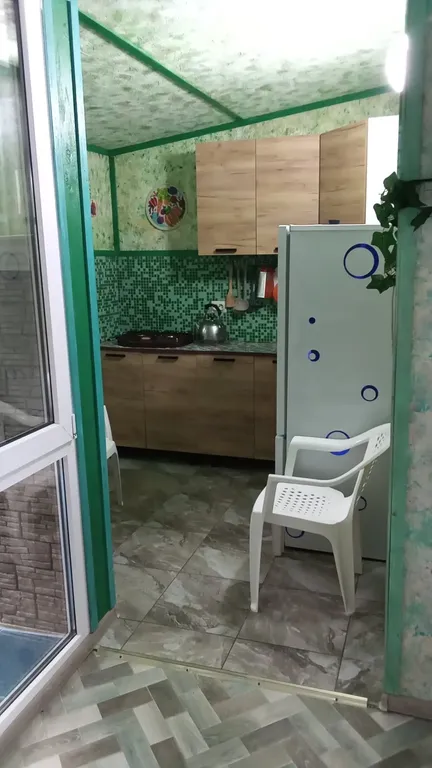 Уютный дом в тихом месте в лесу