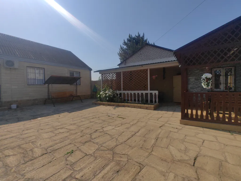 Домик у моря