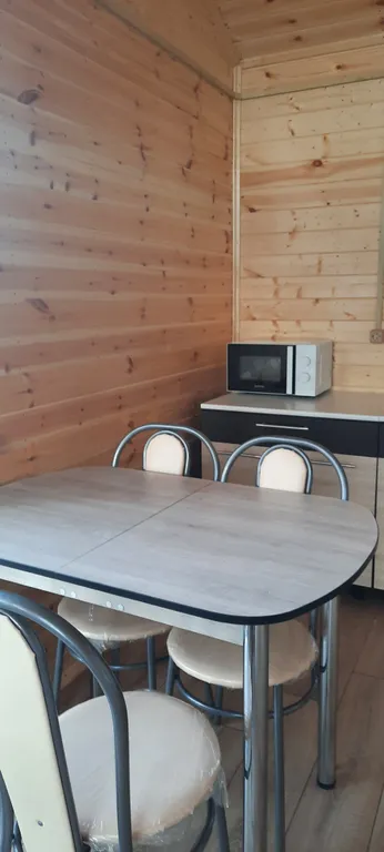 Коттедж Дом со своим отдельным двором — Кучугуры