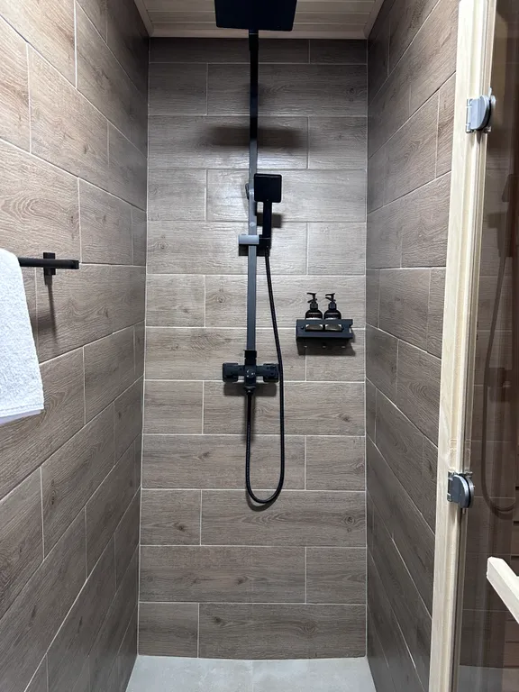 Мини-дом с баней и чаном