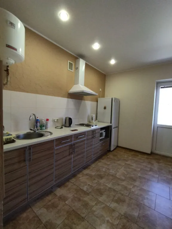 Этаж в доме с отдельным двором