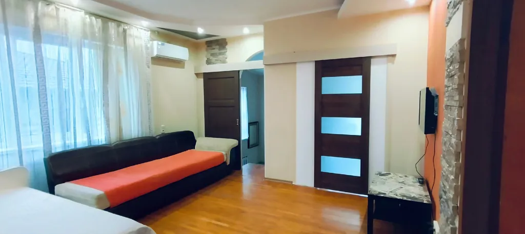 Коттедж Апартамент в курортной зоне с видом на горы — Горячий Ключ