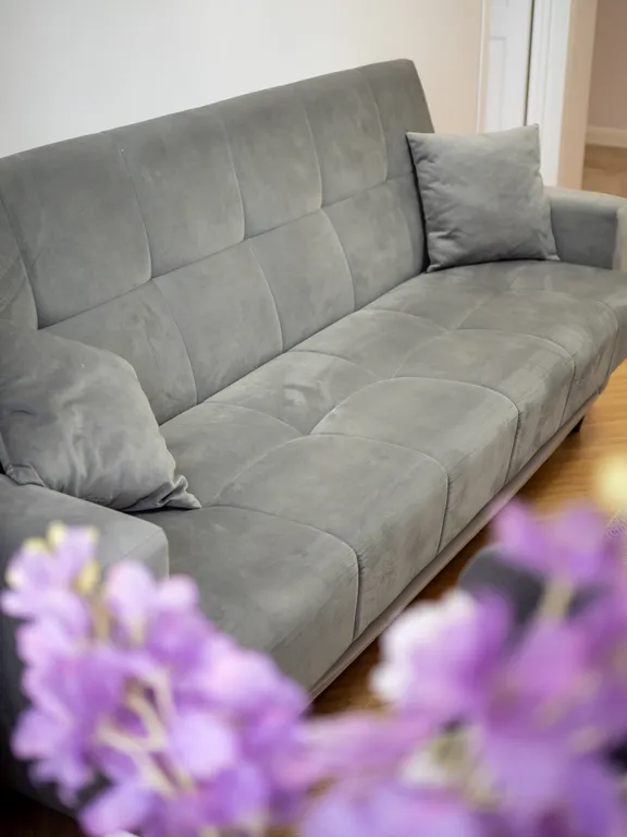 Уютная двухкомнатная квартира в районе Меги с видом на город