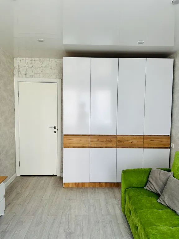 Квартира Квартира Шикарная трёхкомнатная для большой семьи — Лазаревское