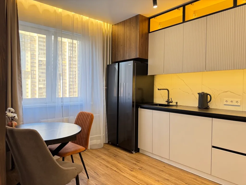 Квартира Идеально для командировки. Скидки от 2х суток! 3 разд. спальных места — аренда посуточно в Челябинск