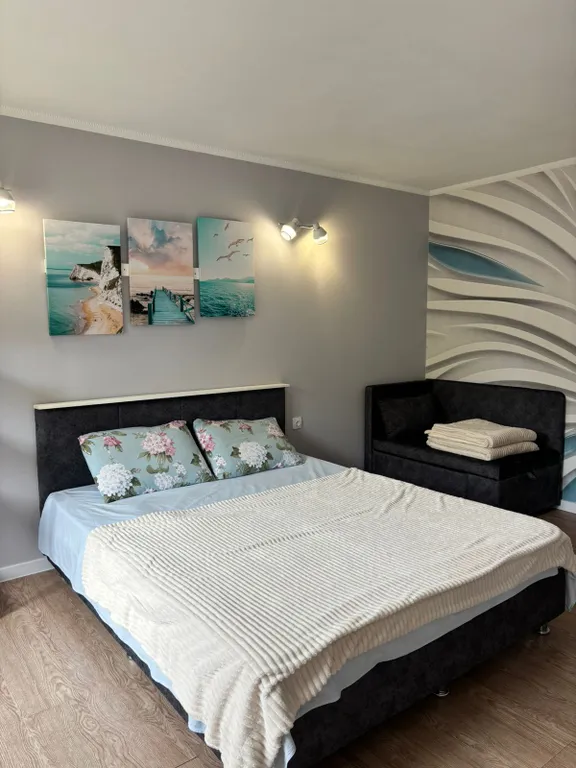 Коттедж Дом с двумя комнатами и кухней — Сочи