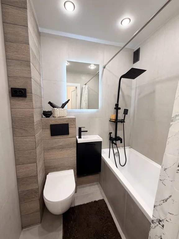 1‑комн. квартира с видом на город на ул. Героев Рыбачьего, 18