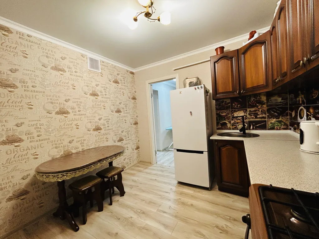 Квартира Двухкомнатная квартира в центре города — Темрюк