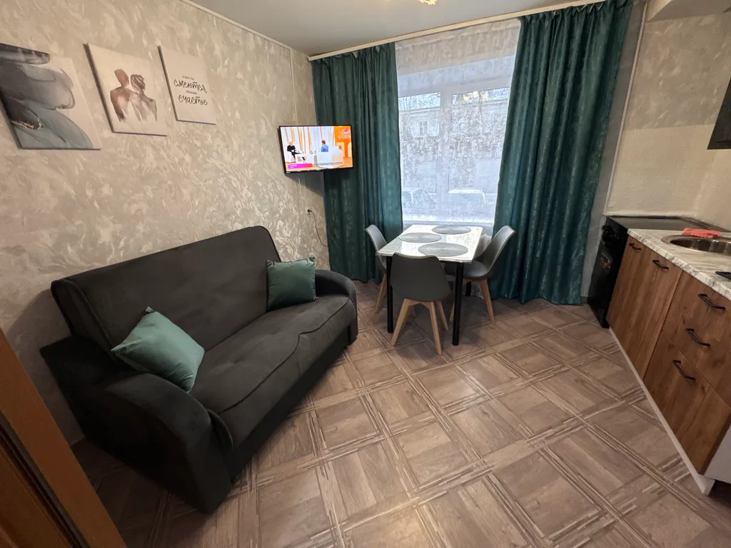 Квартира с хорошим ремонтом в самом центре