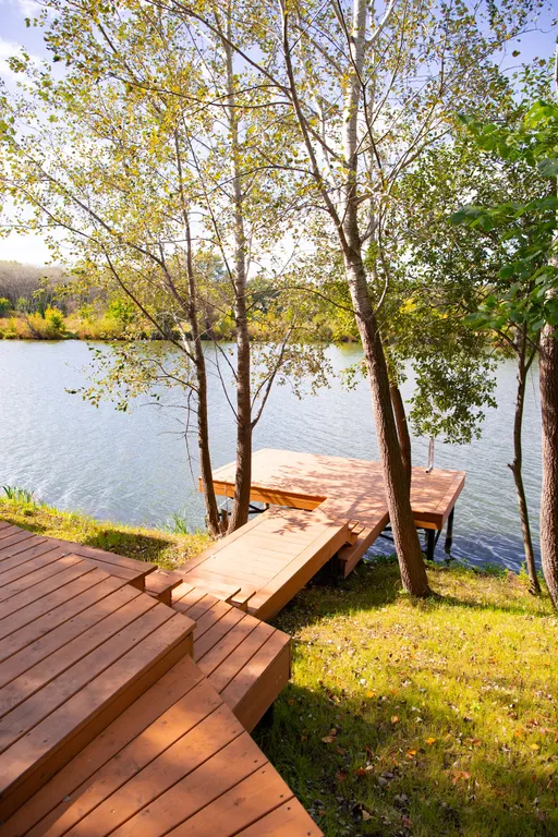 Дом Галька с видом на озеро и горы