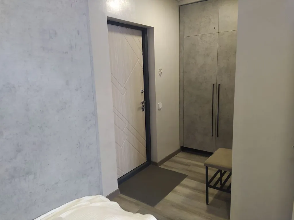 Квартира-студия в новом доме с видом на горы