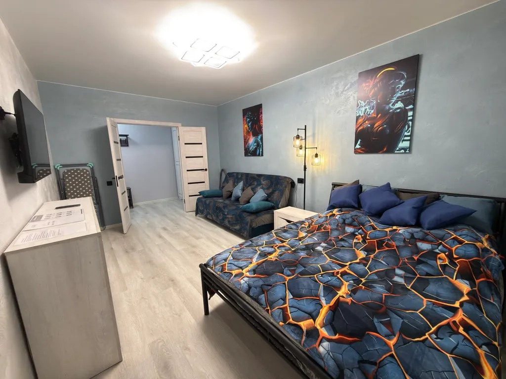 Уютная квартира в новом микрорайоне — аренда посуточно в Абакан