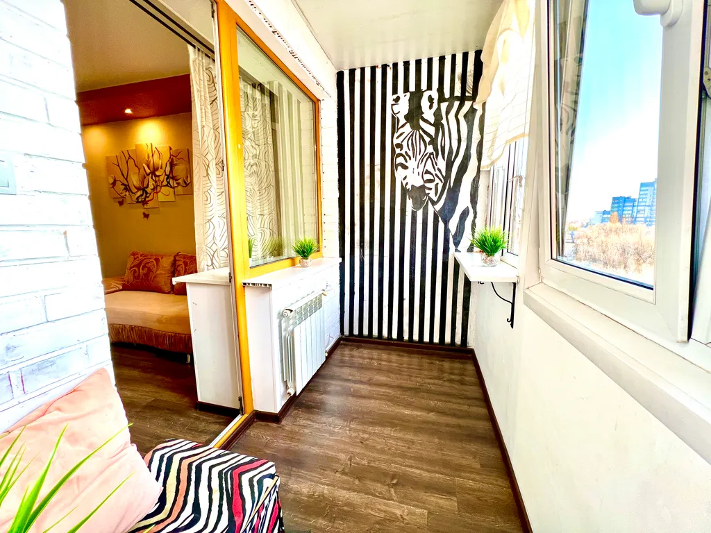 Квартира Квартира Дизайнерская студия на 9 этаже в ЖК Современник рядом с МТЛ-Арена — Самара