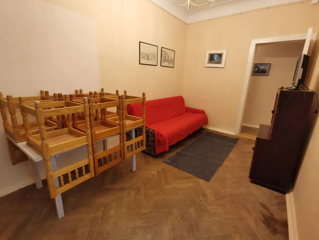 Сталинская квартира с ремонтом в стиле ретро