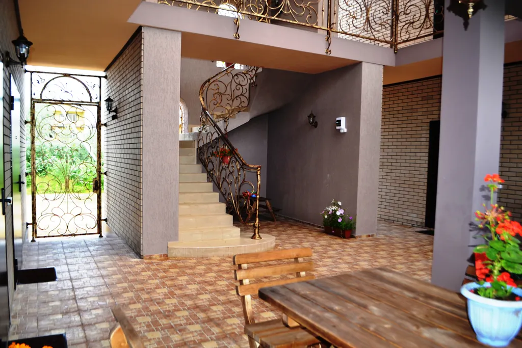 Замок Мари, 2-комнатные апартаменты с кухней 5 минут пешком от пляжа