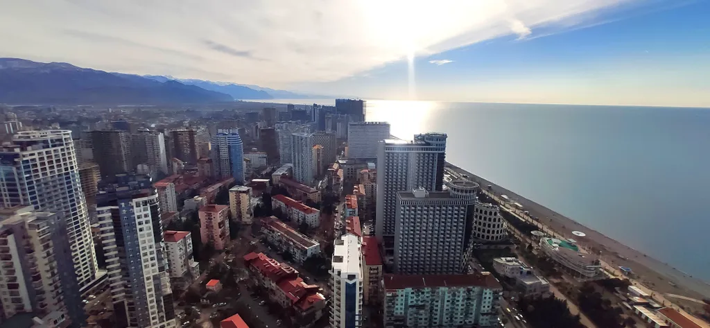 Апартамент-студио в Орби-сити с прямым видом на море