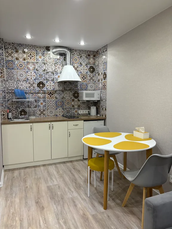 Евродвушка на Возрождения