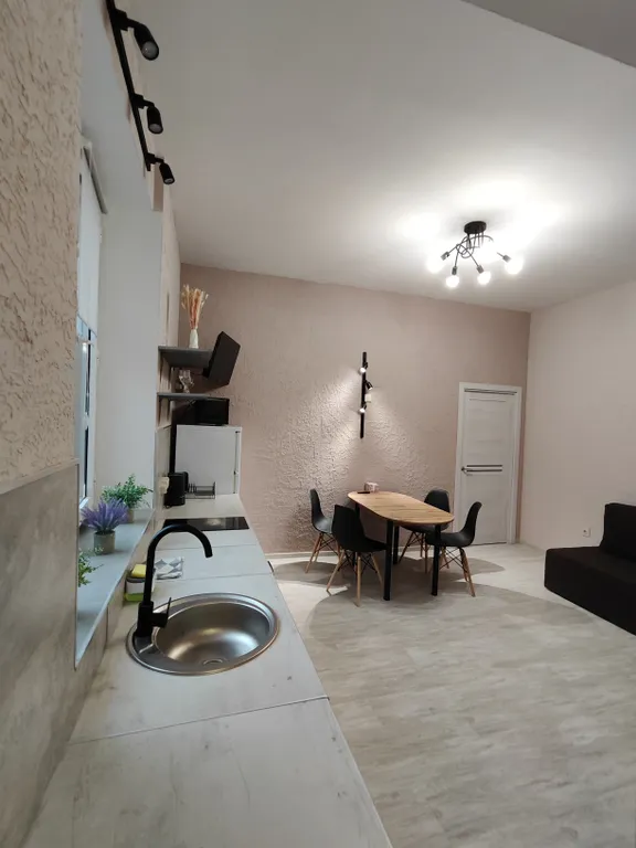 Уютная квартира рядом с озером