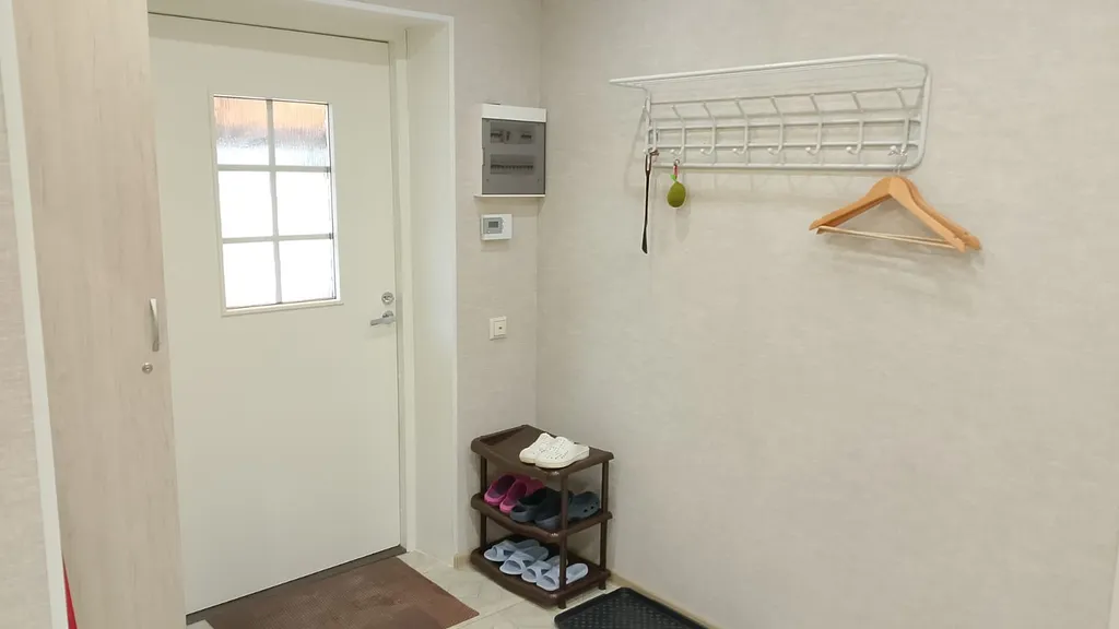 Уютный домик у озера