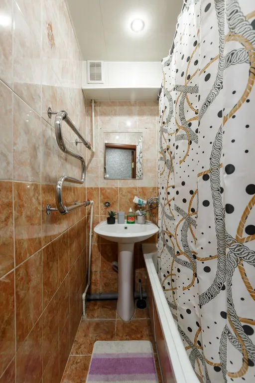 Двухкомнатная квартира в 2х остановках от центра города