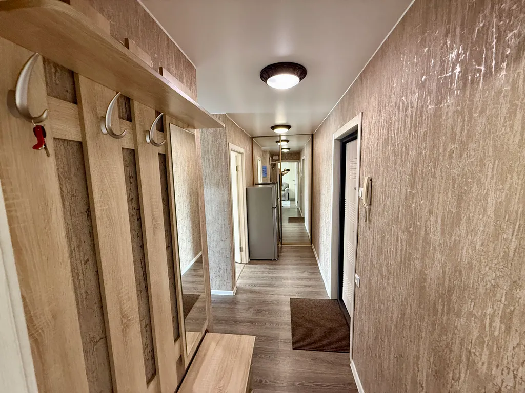 Солнечная квартира с раздельными комнатами