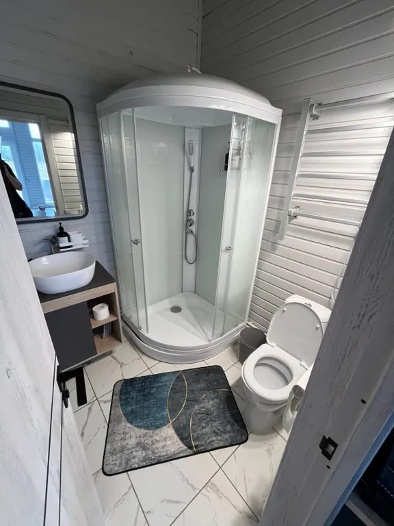 Дом 60m2 — чан, кухня, панорамные окна