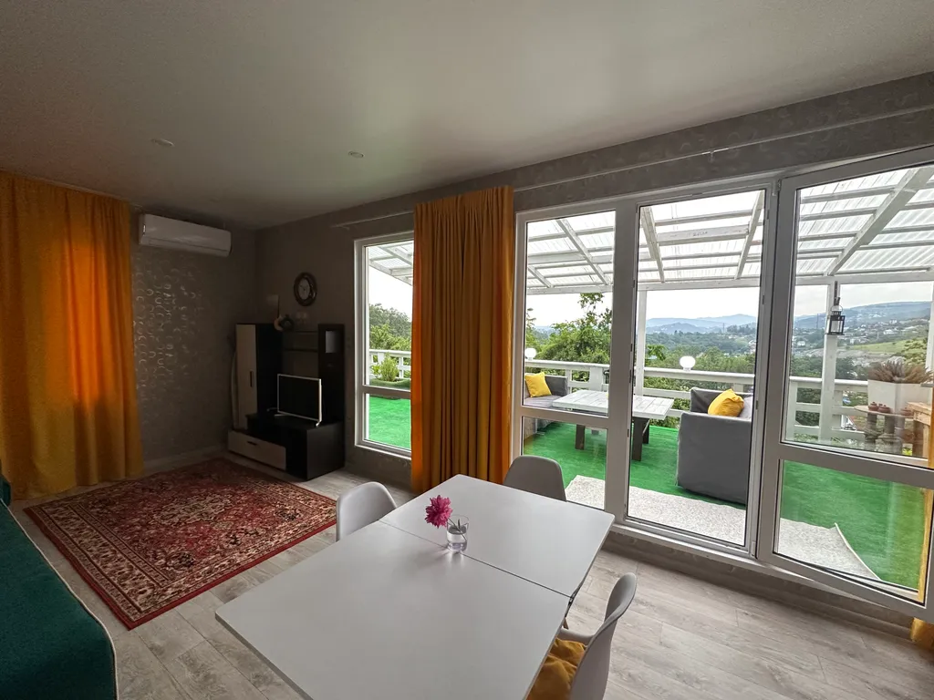 Коттедж Дом в Сочи с большой террасой и шикарным видом — Раздольное