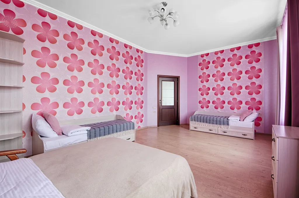 Дом с бассейном