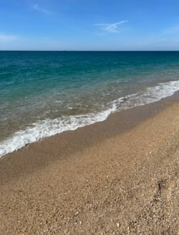 Апартаменты на первой линии Севастополь (Любимовка)