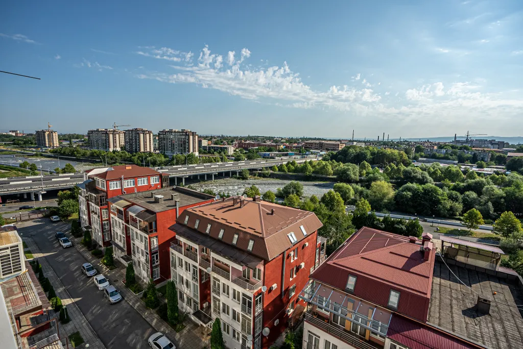 Две спальни, два санузла, центр, красивый вид на реку
