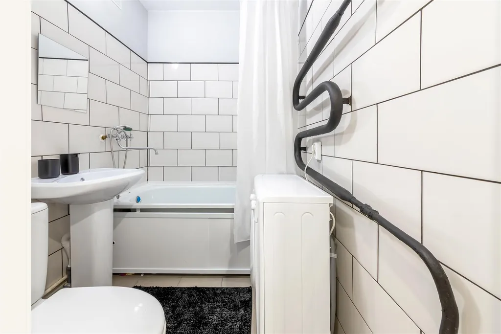 Прекрасная однокомнатная квартира возле метро Лухмановская